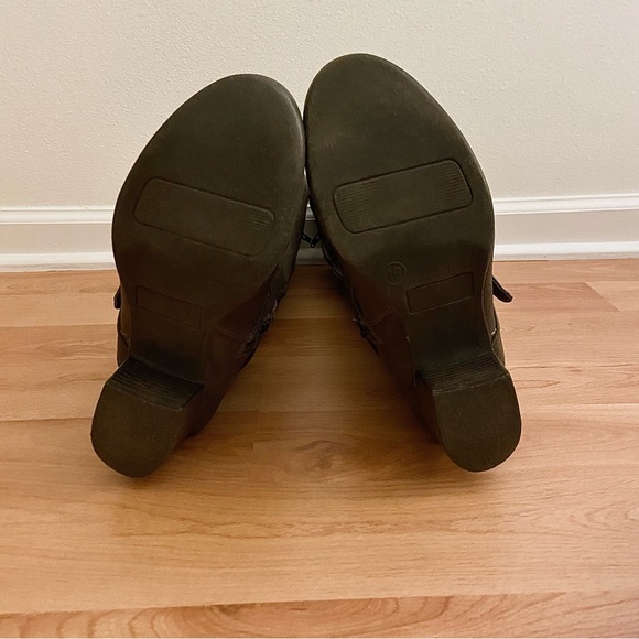 Mossimo Krissy Knee High Heeled Boots - Picture 10 of 13